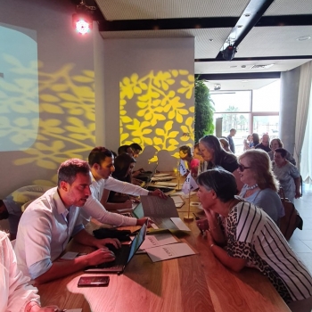 תמונה של -  יום חג לעמותת בוגרי בנק לאומי